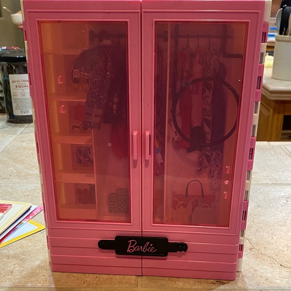 Barbie Pink Closet Organizer